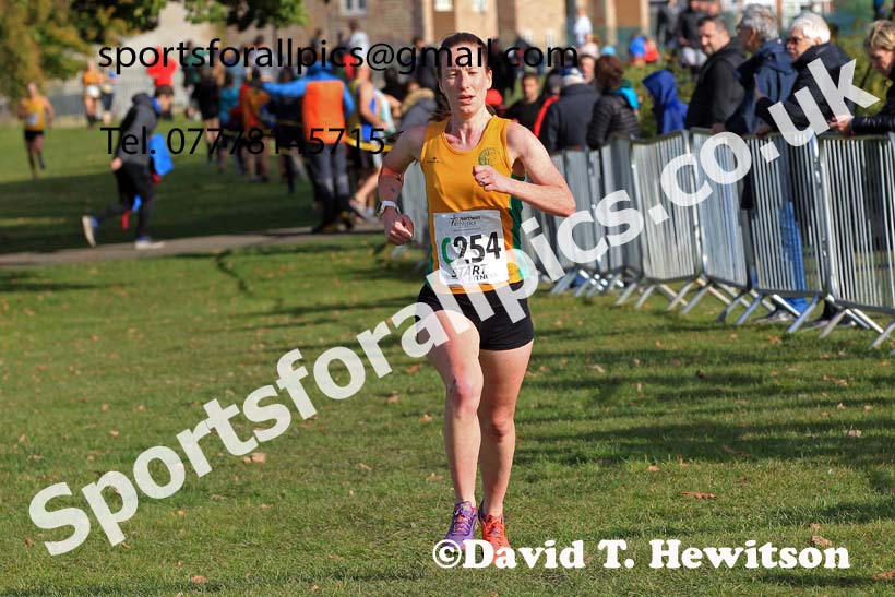 Senior womens 2022 Northern Cross Country Relays, Graves Park, Sheffield. Photo: David T. Hewitson/Sports for All Pics
